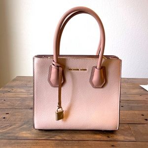 Pink Michael Kors Pebble Leather Purse & Matching Wallet